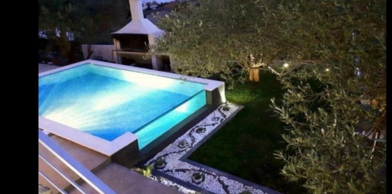 קלק Vila Ivka Gardens מראה חיצוני תמונה